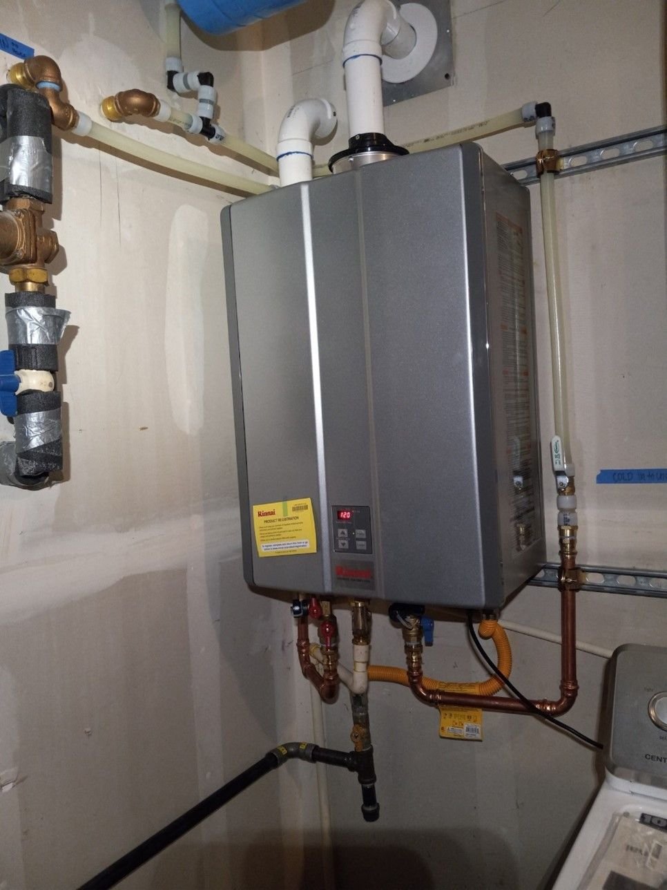 Why Choose Tankless Water Heaters: Tacoma’s Guide