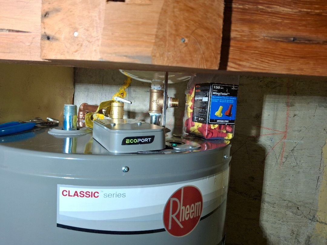 Water heater installation by Royal Flush Plumbing in Pierce County, WA, photo 7